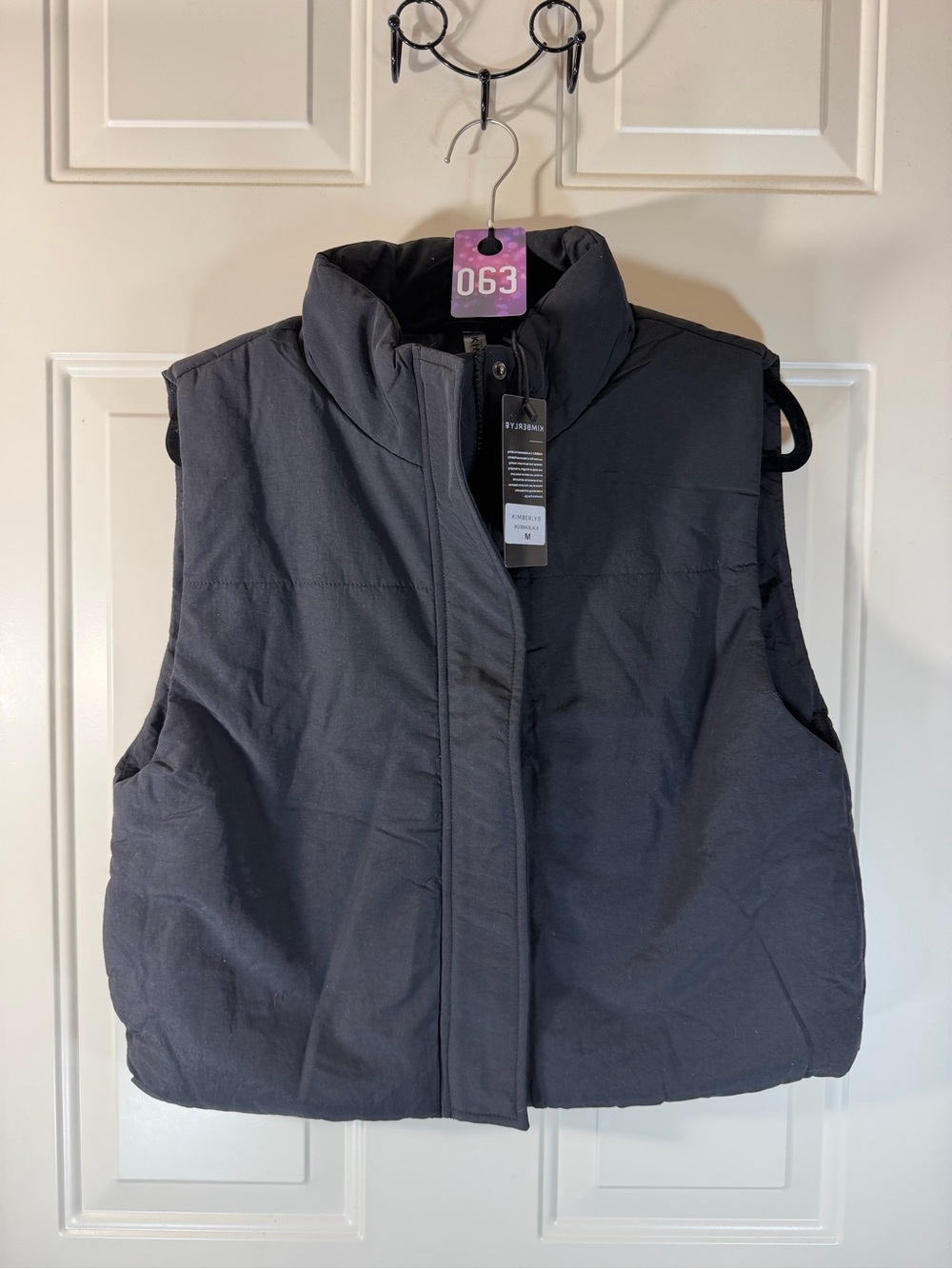 New Kimberly C Women’s Medium Black Puffer Vest High Neck Zip Front 063